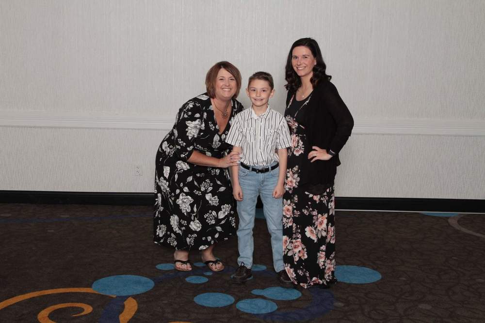 Jaxton Mollet receives Illinois Principal Association award